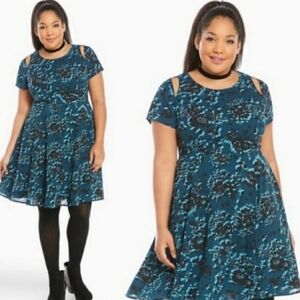 Torrid Blue Floral Georgette Cutout Sleeve Skater Dress Lined Women's Plus Sz 18